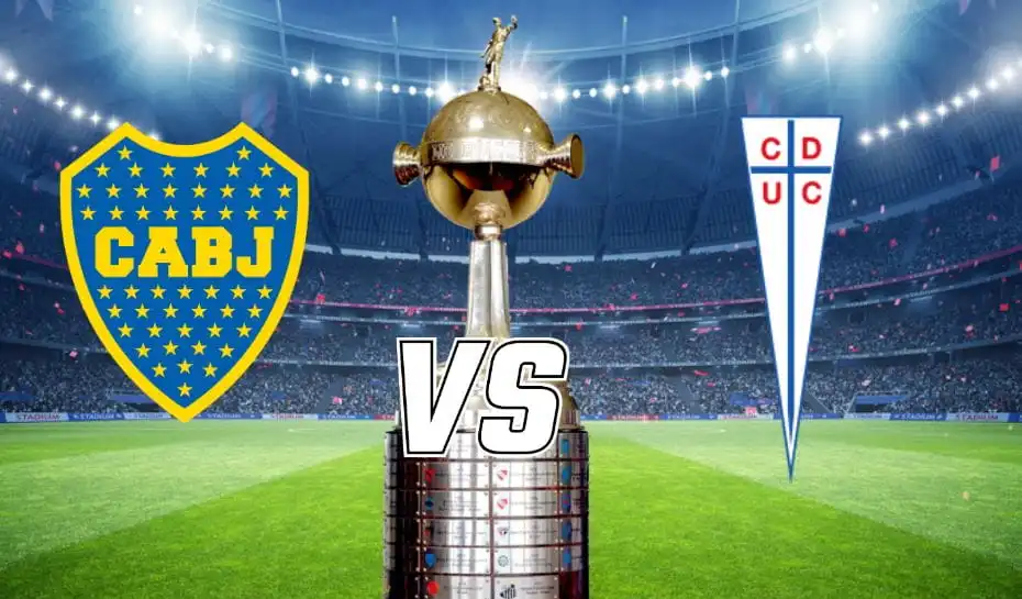 Imagen del partido entre Boca y la Universidad Católica con los escudos de los equipos